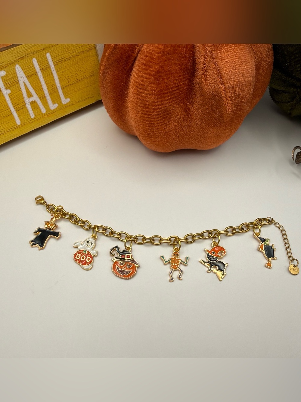 New Halloween Cute Pumpkin Charm Bracelet with Stainless Steel Gold Chain